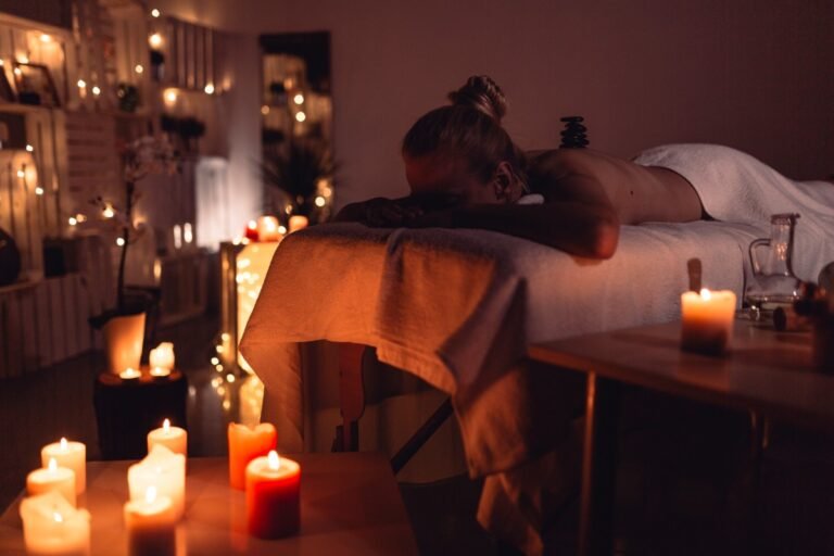 massage-concept-with-woman (1)